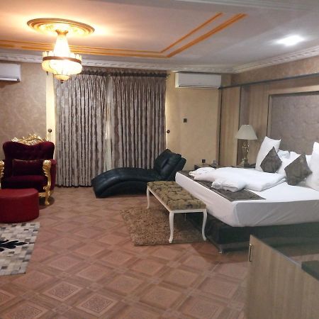 בנין סיטי Eterno Hotel מראה חיצוני תמונה