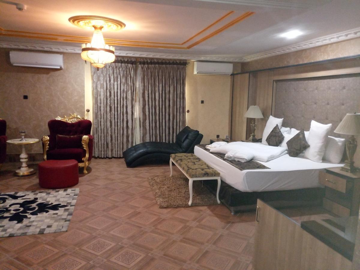 בנין סיטי Eterno Hotel מראה חיצוני תמונה
